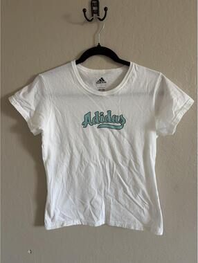Women’s adidas T shirt